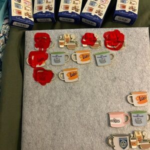 Loungefly Gilmore Girls Mug Pins Set